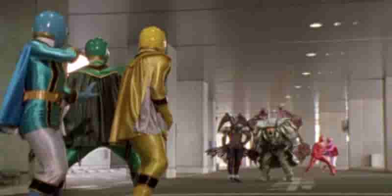 10 лучших эпизодов Mystic Force Power Rangers, рейтинг