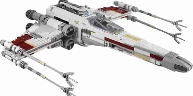 Какой набор LEGO Star Wars X-Wing лучше?