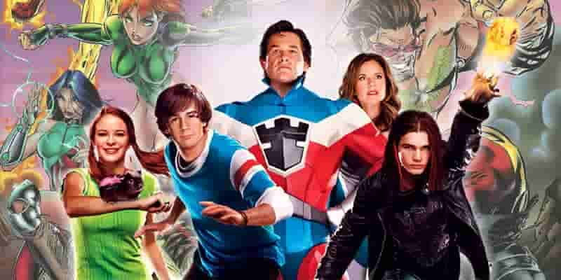 'Я готов к работе': режиссер Sky High анонсирует продолжение классического фильма о культе супергероя