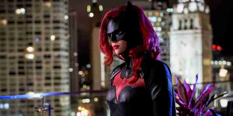 10 игровых сериалов DC Просьба об анимационных сиквелах (не «Тайны Смолвиля»)