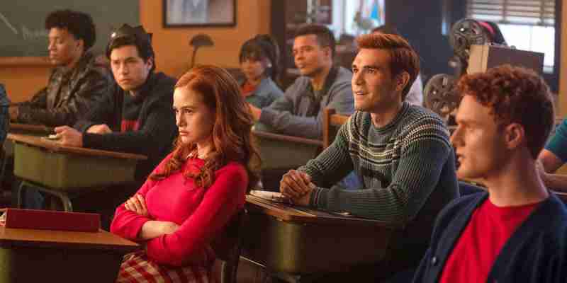 Этот идеальный сезон Riverdale доказывает, что сериал пережил свое долгожданное появление