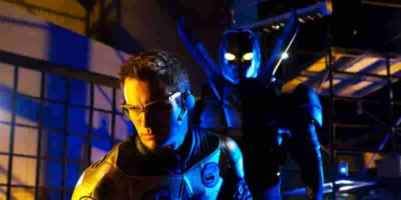 10 самых забавных версий Booster Gold в рейтинге