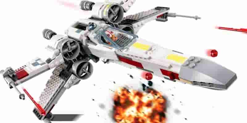 Какой набор LEGO Star Wars X-Wing лучше?