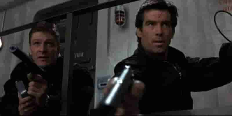 10 лучших фильмов о Джеймсе Бонде, рейтинг