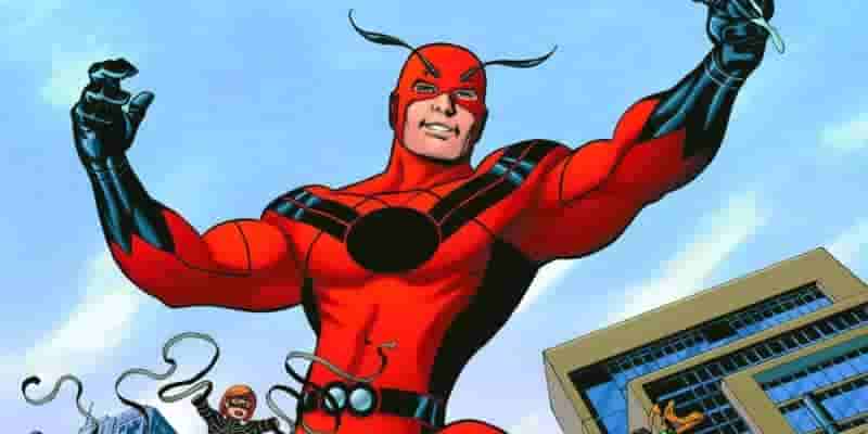 10 самых больших различий между Человеком-муравьем Marvel и Атомом DC