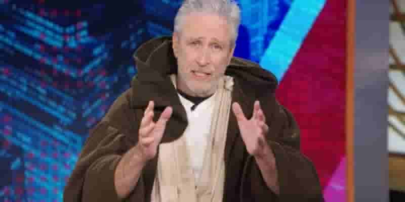 Джон Стюарт косплеит Оби -Ван Кеноби обсудит арест Трампа на The Daily Show