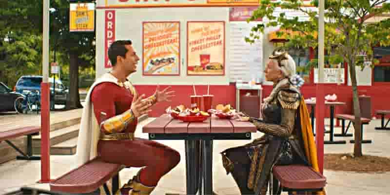 Shazam 2 появится в цифровом формате менее чем через месяц после театрального релиза