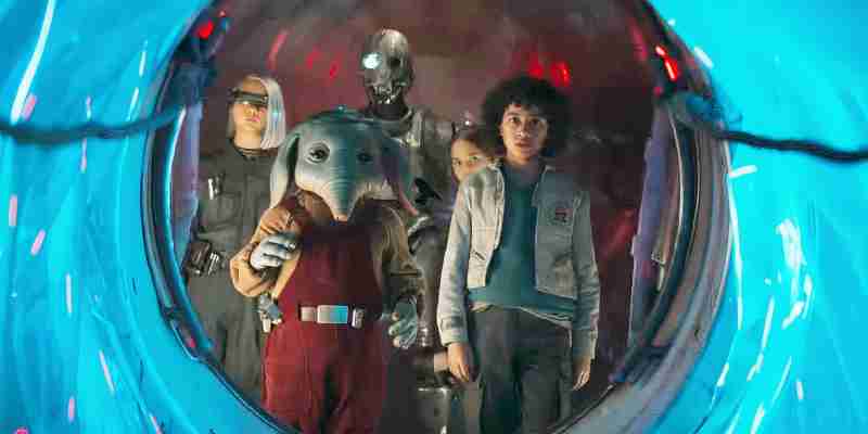 Клипы Star Wars: Skeleton Crew знакомят молодых актеров с Джод На Навуд и SM 33