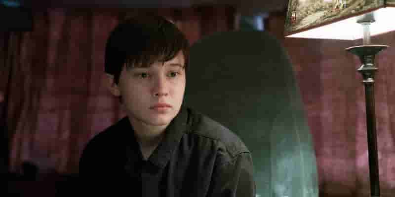 10 лучших фильмов и телешоу Кейли Спэни, рейтинг