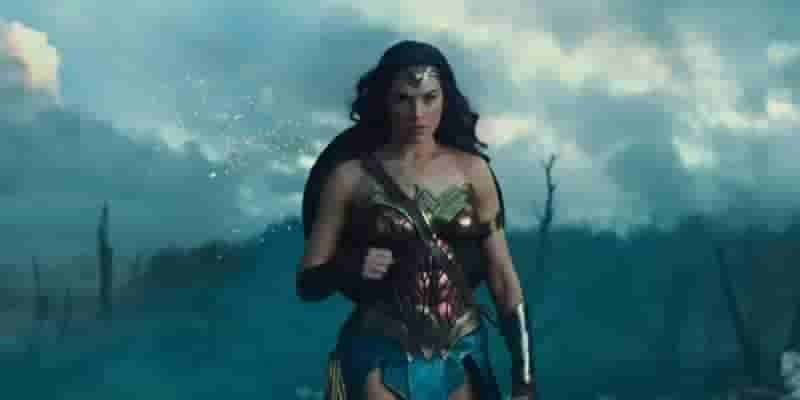 10 сильнейших супергероев DCEU в рейтинге