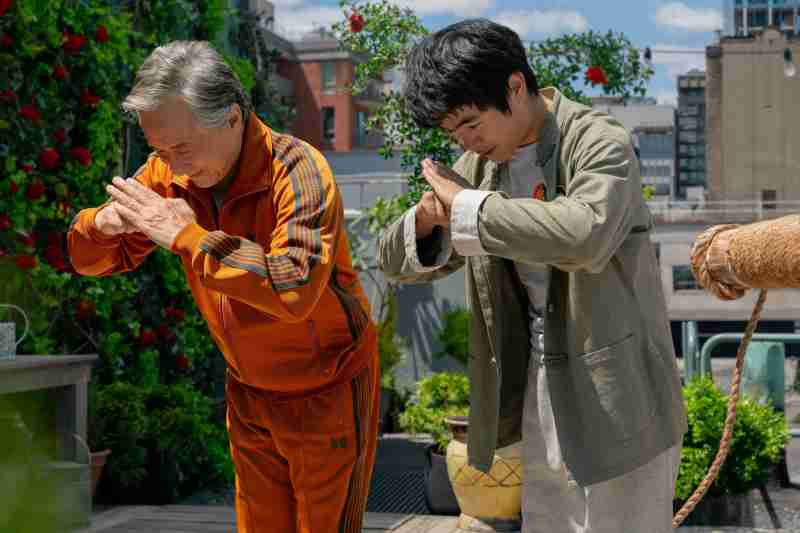 Краткий обзор фильма «Karate Kid: Legends» демонстрирует новый взгляд на то, как Джеки Чан тренирует своего следующего ученика