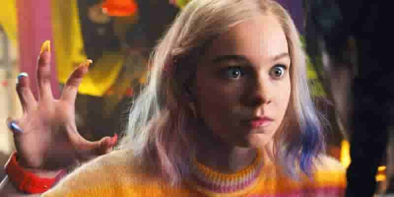 ОТЧЕТ: Netflix разрабатывает дополнительный сериал по средам для дяди Фестера