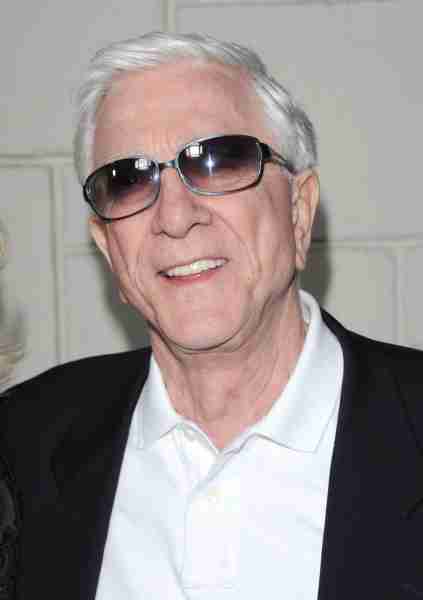 10 Funning Leslie Nielsen, ранжированный 