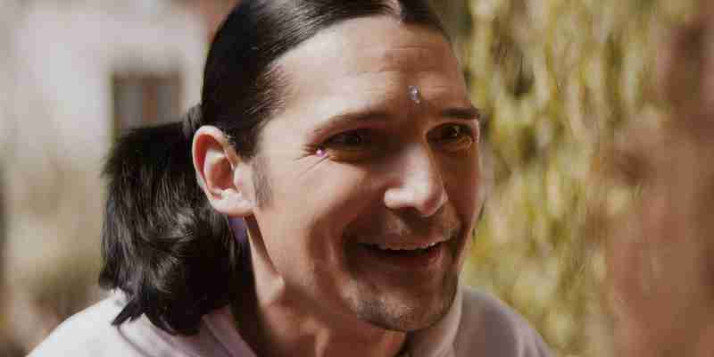 goonies actor corey feldman играет культовый лидер в новой комедии