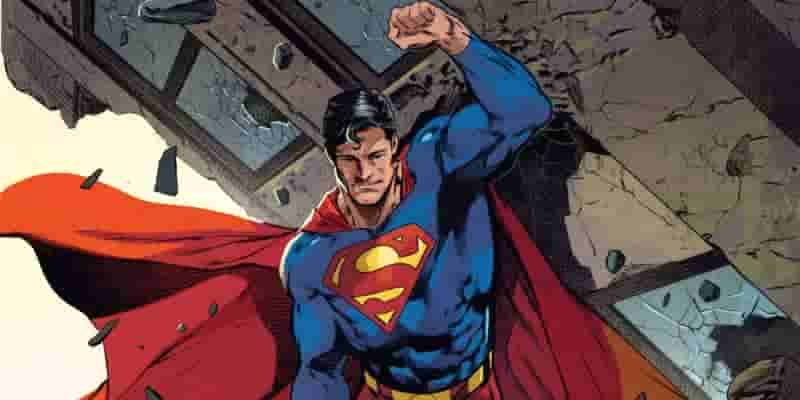 10 сильнейших персонажей DC