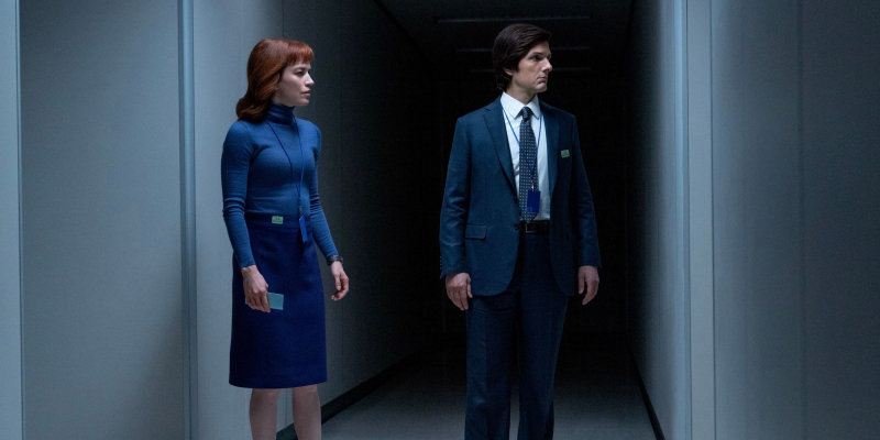 Сезон выходного дня 2 Обзор: Сериал Apple TV+ возвращается, чтобы работать еще сильнее